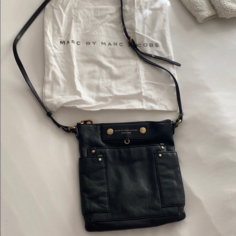 Marc Jacobs leather crossbody bag